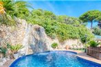 Lloret de Mar Villa Sleeps 15 Pool Air Con WiFi