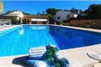 Lloret de Mar Villa Sleeps 8 Pool WiFi