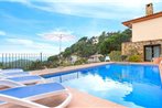 Lloret de Mar Villa Sleeps 10