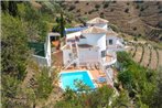 Coria del Rio Villa Sleeps 10 Pool WiFi T801654