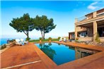 Llucalcari Villa Sleeps 8 with Pool Air Con and WiFi