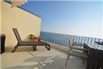 MARINA stunning duplex with views over the beach