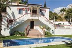 Beautiful home in Nerja w/ Outdoor swimming pool