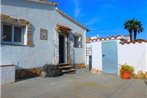 Bonita casa con patio y parking privado en Empuriabrava (A219)