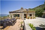 Inca Villa Sleeps 8 with Pool and WiFi