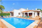 Binibequer Vell Villa Sleeps 9 with Pool Air Con and WiFi
