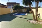 Chalet con piscina privada en chiclana