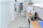 Stunning 2 Bedroom Apartment Fully Refurbished With Air-conditioning