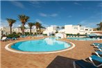 HomeForGuest Apartamento 15 con terraza y piscina en Corralejo