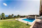 Stunning Home In Estepona With 3 Bedrooms