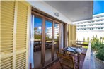 Nice renovated apartment 100 meters from the beach with Air Conditioning