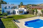 Beautiful home in Valle Romano-Estepona with 3 Bedrooms