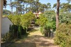 Villa jumelee au calme sur un terrain arbore - 1964