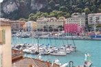 Superbe appartement Vue Mer 4 personnes au Port de Nice