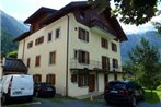 Modern Apartment in Chamonix-Mont-Blanc with Mountain view