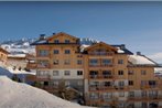 Residence Hameau de Clotaire Alpe d'Huez - by EMERALD STAY