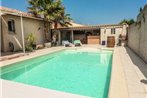 Fabulous Holiday Home with Swimming Pool in Narbonne