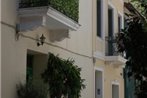 Athenian Niche in Plaka - 4 Bdrm Villa - 10 adults