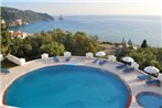 Apartments with pool maria on Agios Gordios Beach