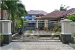 Guspriadi Homestay Madani