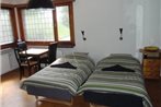 Gustav Bed & Kitchenette