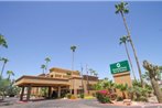 GreenTree Inn & Suites Phoenix Sky Harbor