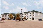 Hawthorn Suites by Wyndham Oshkosh