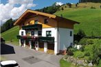 Cozy Holiday Home on Slopes in Maria Alm