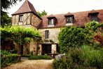 Quaint Mansion in Aquitaine estate with private garden