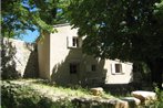 Cozy Cottage in Peaceful Hamlet Saint-Martin-de-Castillon