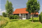 Atmospheric holiday home just 50 m. from the Oosterschelde