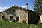 Vintage Cottage in Roccamorice with Garden