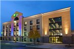 Holiday Inn Express and Suites Batavia