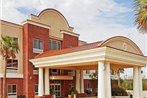 Holiday Inn Express Hotel & Suites Lucedale