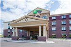 Holiday Inn Express Hotel & Suites Shakopee