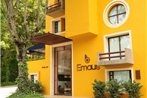 Hotel Emaus Bogota