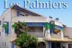 Hotel Les Palmiers En Camargue