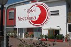 Hotel Mezzaluna