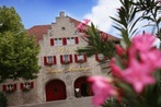 Hotel / Weingut Meintzinger