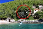 Seaside secluded apartments Cove Bratinja Luka