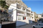 Apartments with a parking space Omis - 5988