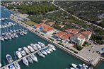 Apartment ACI Marina CRES