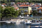 Apartments by the sea Trogir - 2052