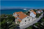 Apartments and rooms by the sea Supetar