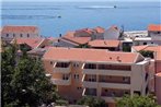 Apartments and rooms by the sea Tucepi
