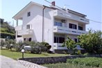 Apartments with a parking space Supetarska Draga - Donja