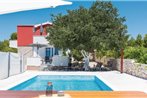Four-Bedroom Holiday Home in Vodice