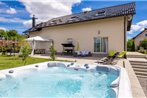 Stunning home in Ravna Gora w/ Jacuzzi