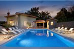 Nice home in Lovran w/ Outdoor swimming pool