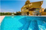 Villa Eleganza With Pool For 9 Guests